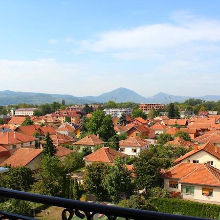 Exceptional Accommodation Cacak Ngoại thất bức ảnh